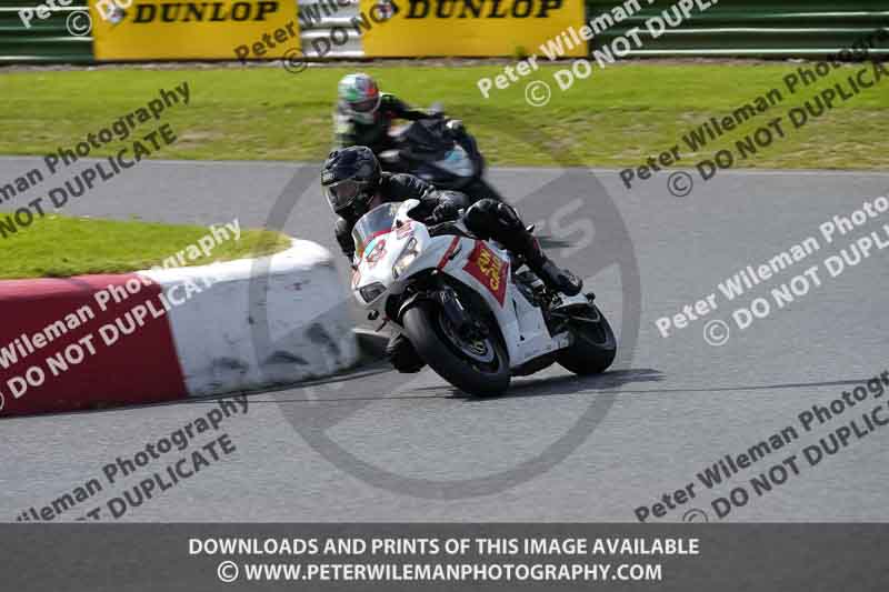 enduro digital images;event digital images;eventdigitalimages;mallory park;mallory park photographs;mallory park trackday;mallory park trackday photographs;no limits trackdays;peter wileman photography;racing digital images;trackday digital images;trackday photos